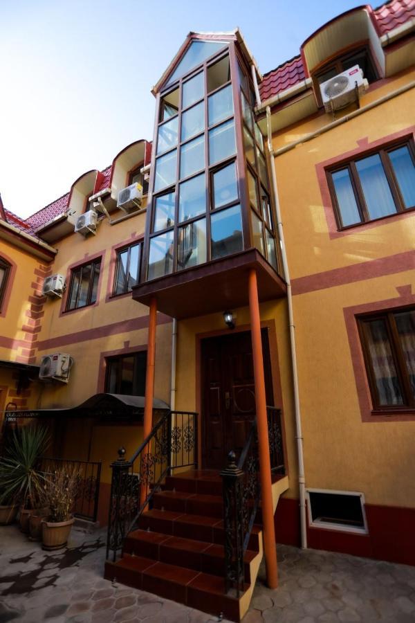 Ali Hostel Dushanbe Esterno foto